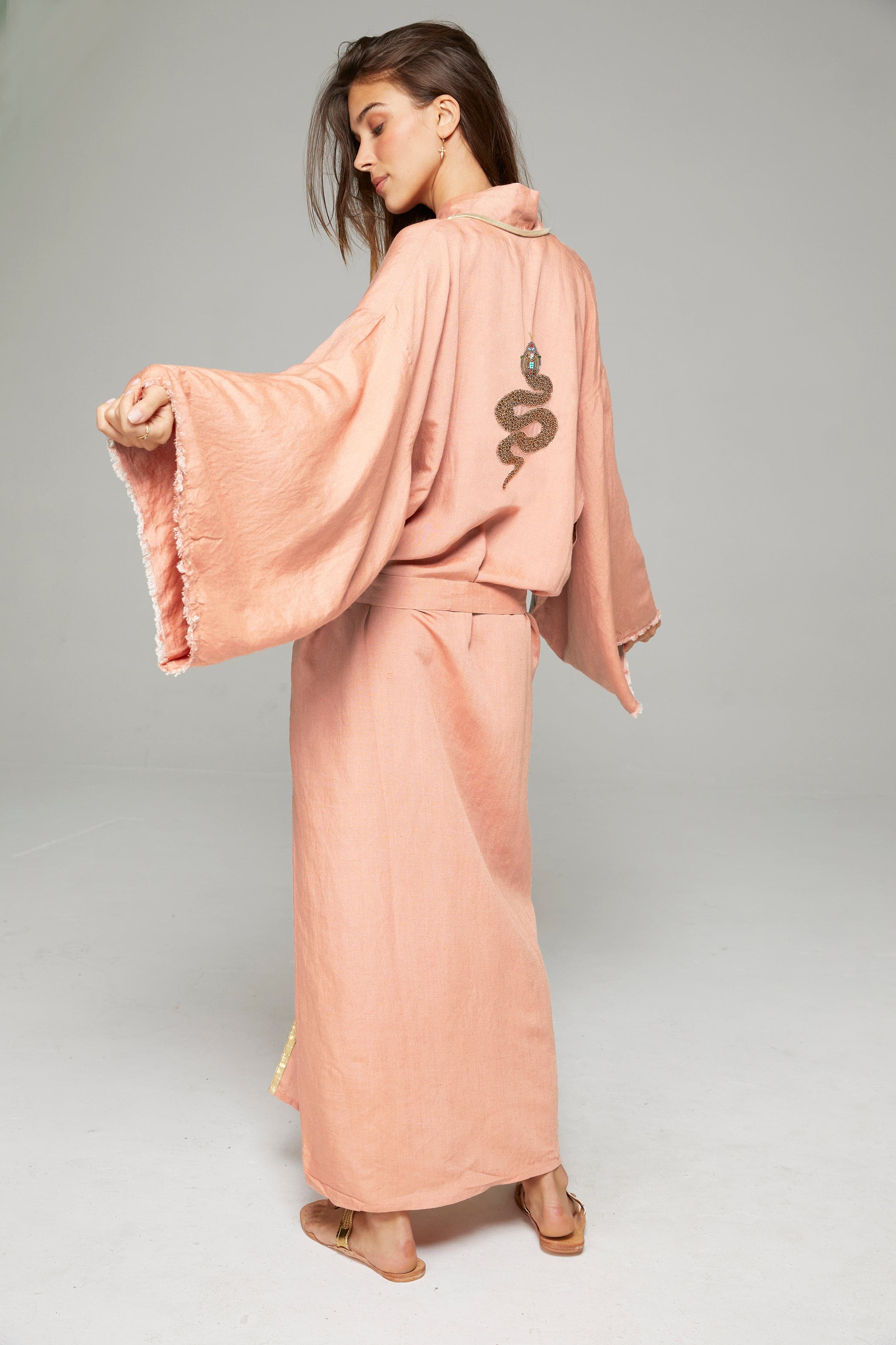 Kimono Long Broderie Serpent Nude