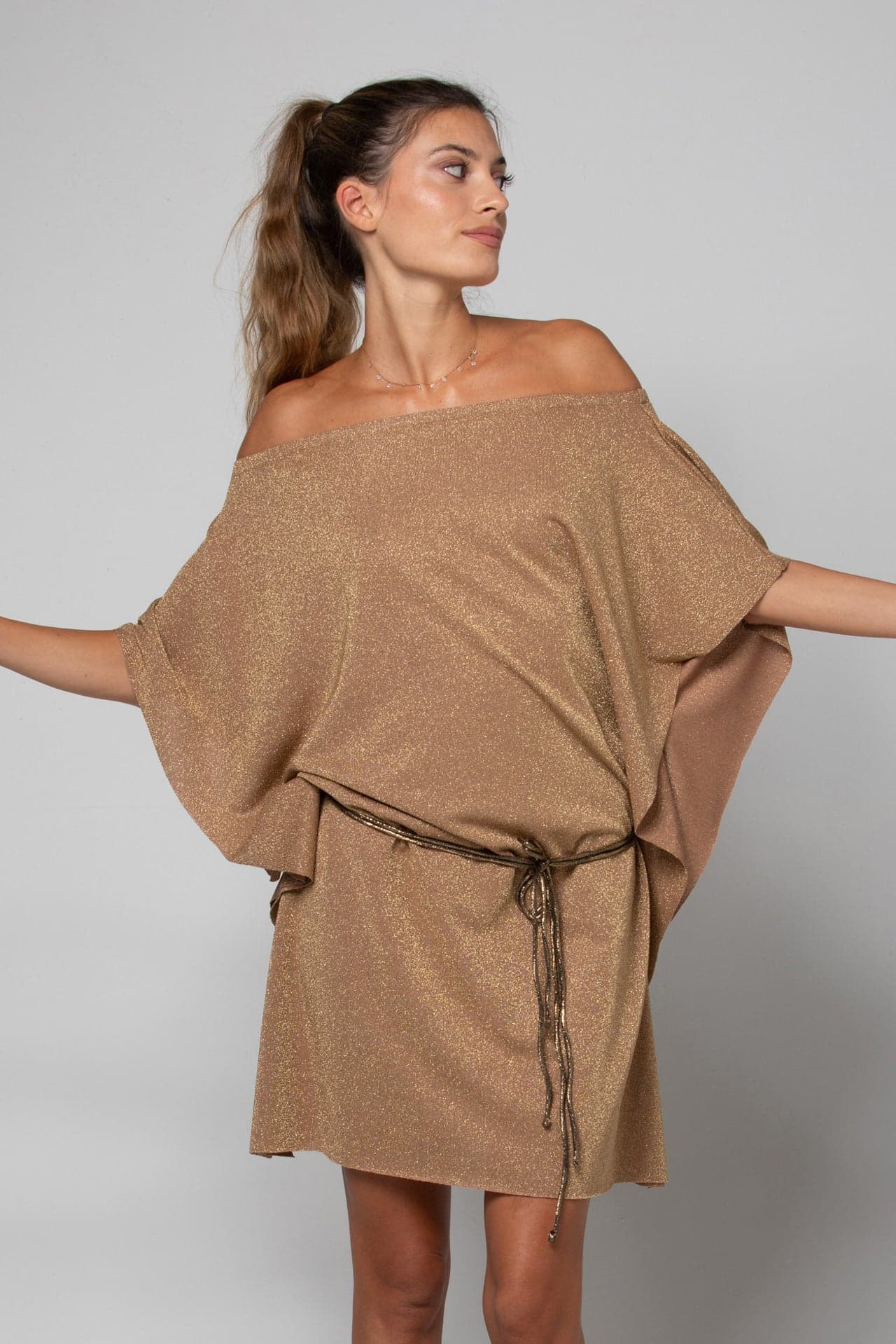Robe Courte Col Bardot Cinturée Ena